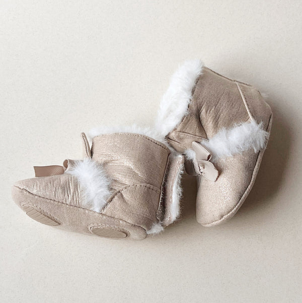 Botitas Pelo Beige