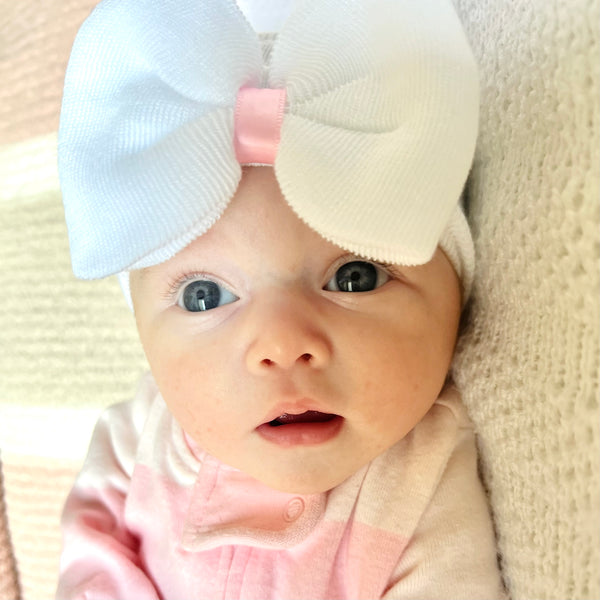 Gorrito Newborn Moño Niña Blanco